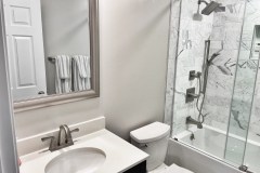 Nazareno-Bathroom-3
